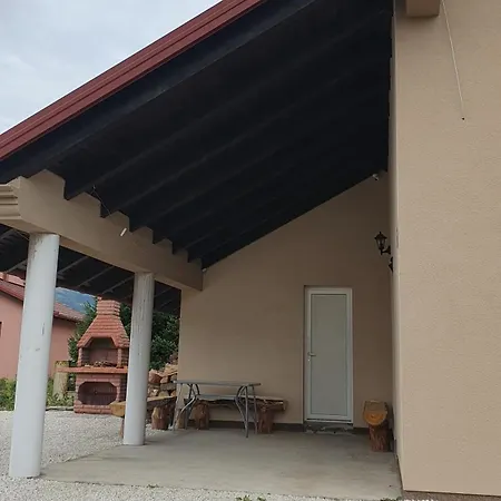 Lena * Kupres (Canton 10)